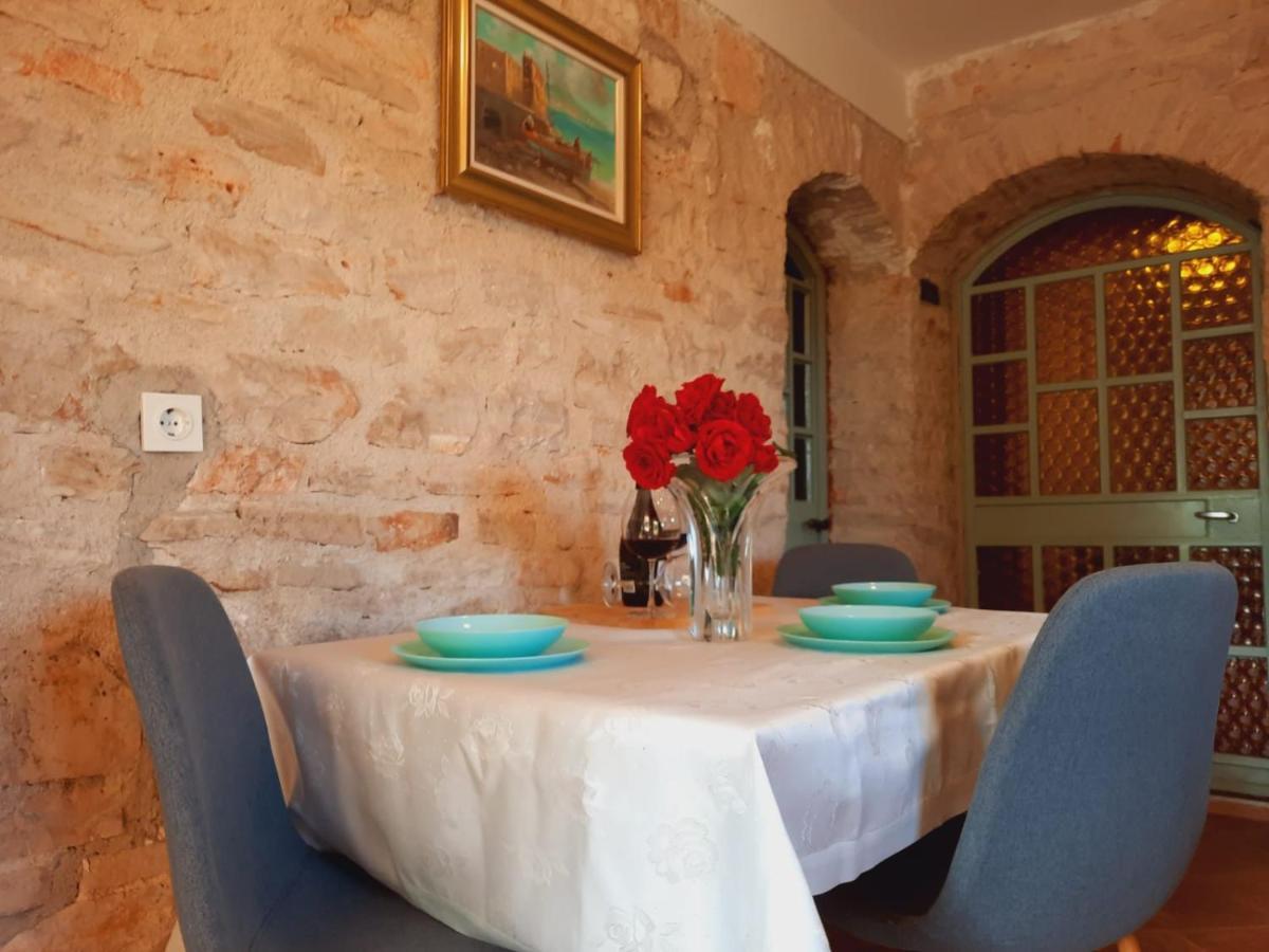 Sanja Apartments Sveti Servul Novigrad Istria Buitenkant foto