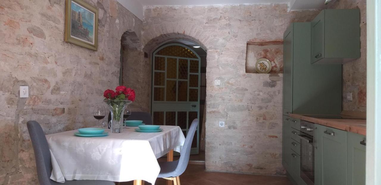 Sanja Apartments Sveti Servul Novigrad Istria Buitenkant foto